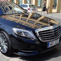 VIP-экскурсия по Праге на Mercedes-Benz S-class Long